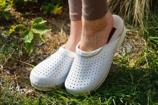 Jak vypadá vaše definice domácího pohodlí? 🤔 Je to měkké objetí vlněných bačkor 🐑, které zahřejí a pohladí? Nebo dáváte...